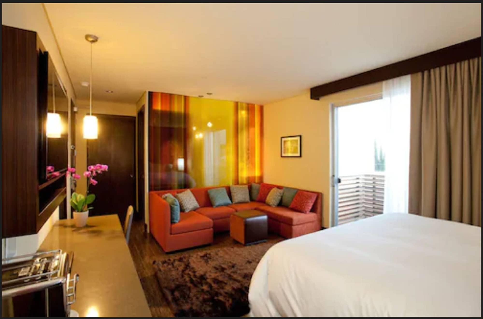 Sirtaj - Beverly Hills Los Angeles Extérieur photo