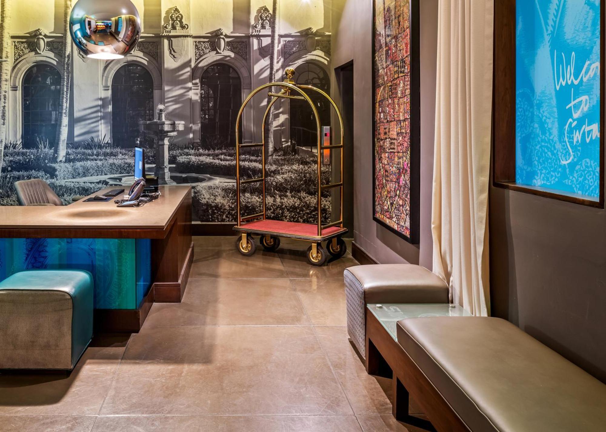 Sirtaj - Beverly Hills Los Angeles Extérieur photo